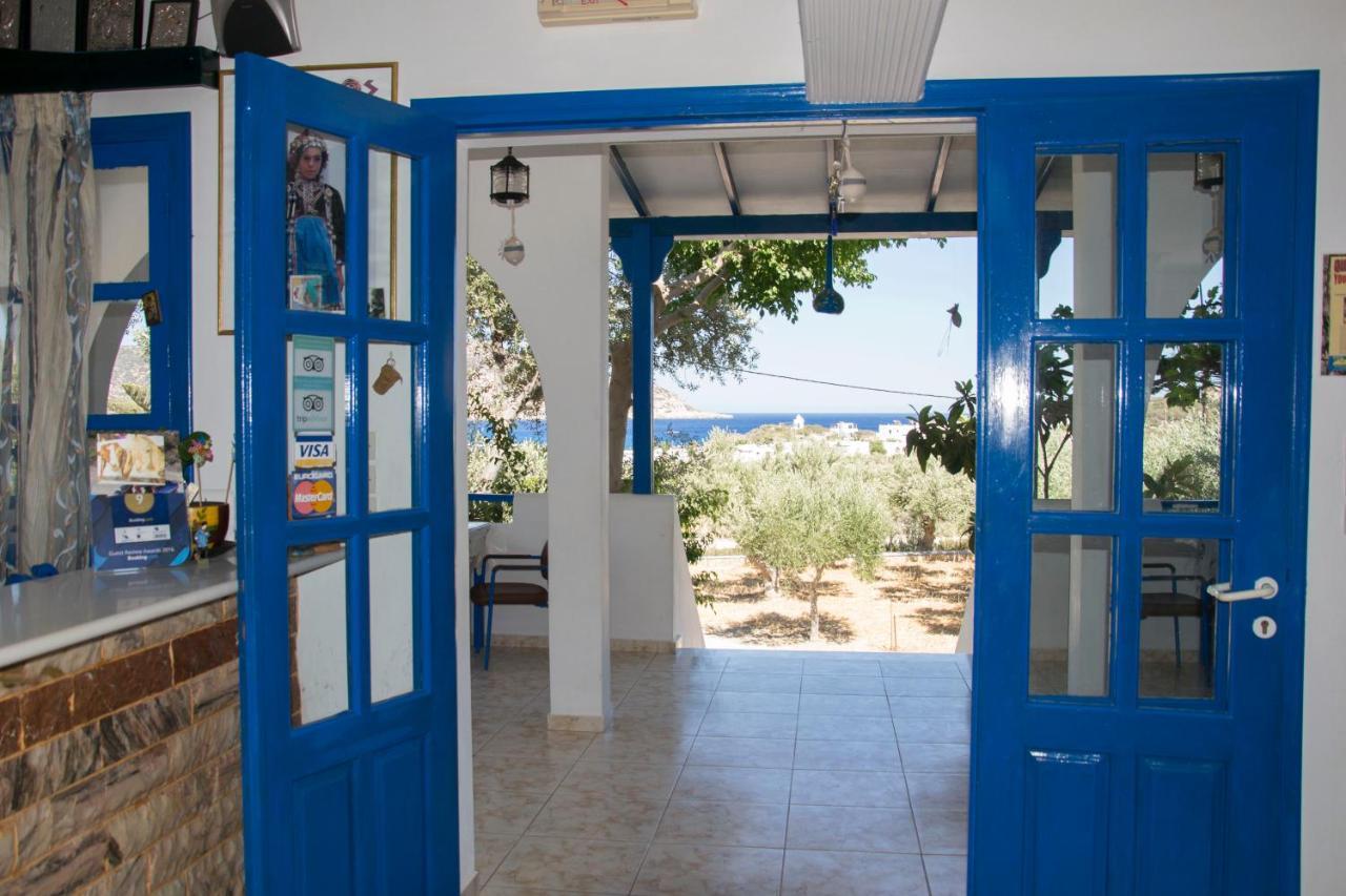 אמופי Vardes Hotel Studios מראה חיצוני תמונה