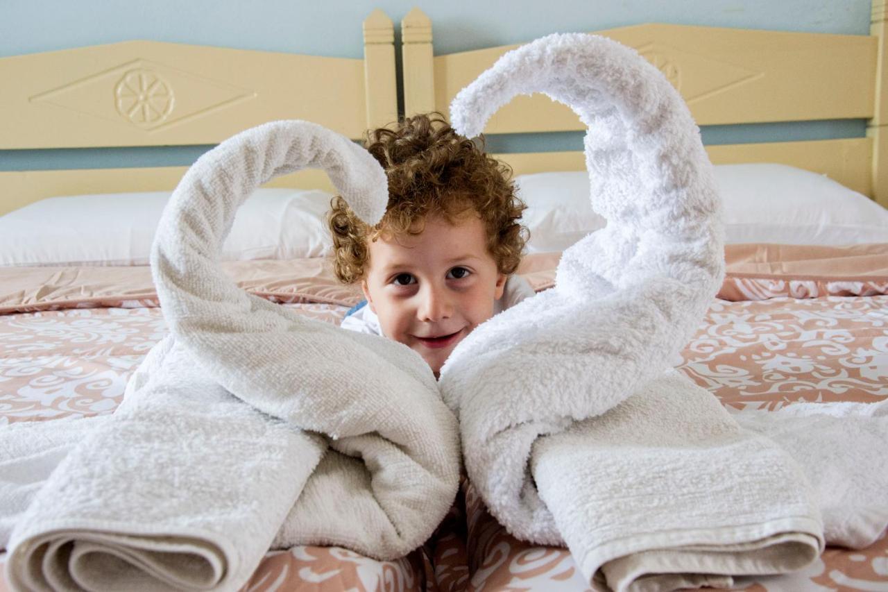 אמופי Vardes Hotel Studios מראה חיצוני תמונה