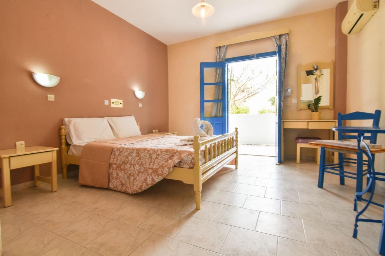 אמופי Vardes Hotel Studios מראה חיצוני תמונה