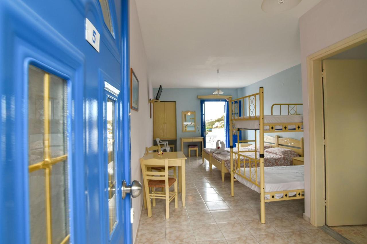 אמופי Vardes Hotel Studios מראה חיצוני תמונה