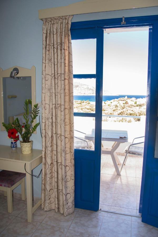 אמופי Vardes Hotel Studios מראה חיצוני תמונה
