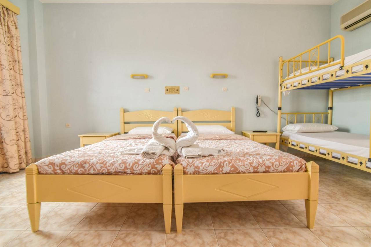 אמופי Vardes Hotel Studios מראה חיצוני תמונה